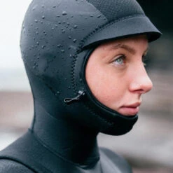 Mystic 2024 Femmes Gem 6/4/3mm Chest Zip à Capuche Combinaison Néoprène -Plongée Série Magasin 2024 femmes gem 643mm chest zip a capuche combinaison neoprene 5