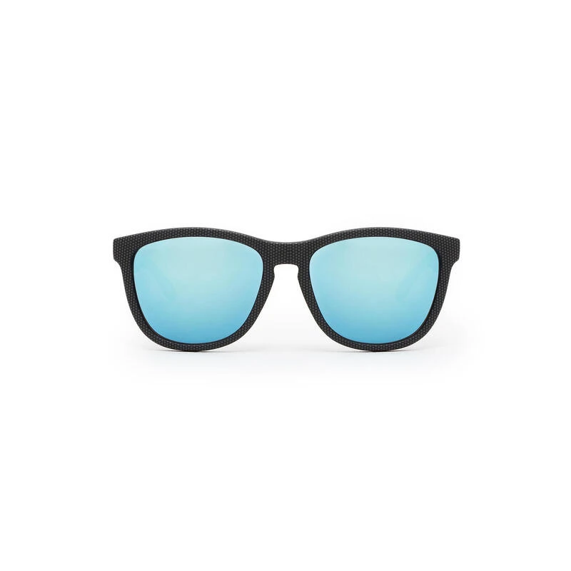 HAWKERS Lunettes De Soleil Pour Homme Et Femme POLARIZED ONE CARBON Blue Chrome 4 HAWKERS Lunettes De Soleil Pour Homme Et Femme POLARIZED ONE CARBON Blue Chrome – Image 2