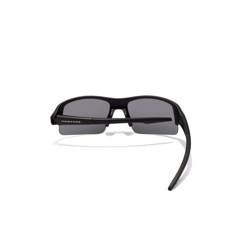 HAWKERS Lunettes De Soleil Pour Hommes Et Femmes POLARISÉ NOIR FONCÉ - BAT 6 HAWKERS Lunettes De Soleil Pour Hommes Et Femmes POLARISÉ NOIR FONCÉ - BAT – Image 4