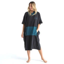 PONCHO SURF 500 ADULTE Noir -Plongée Série Magasin poncho surf 500 adulte noir 1