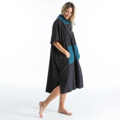 PONCHO SURF 500 ADULTE Noir -Plongée Série Magasin poncho surf 500 adulte noir 2